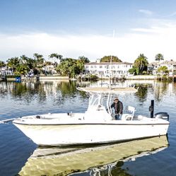 Edgewater 228CC 23 foot