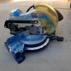 Ryobi Saw Ts1301