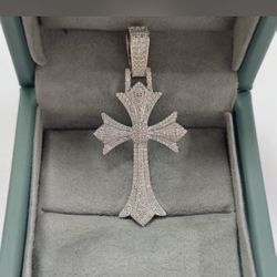 Cross Pendant 1.98 CT  925 Silver With Moissanite Diamond