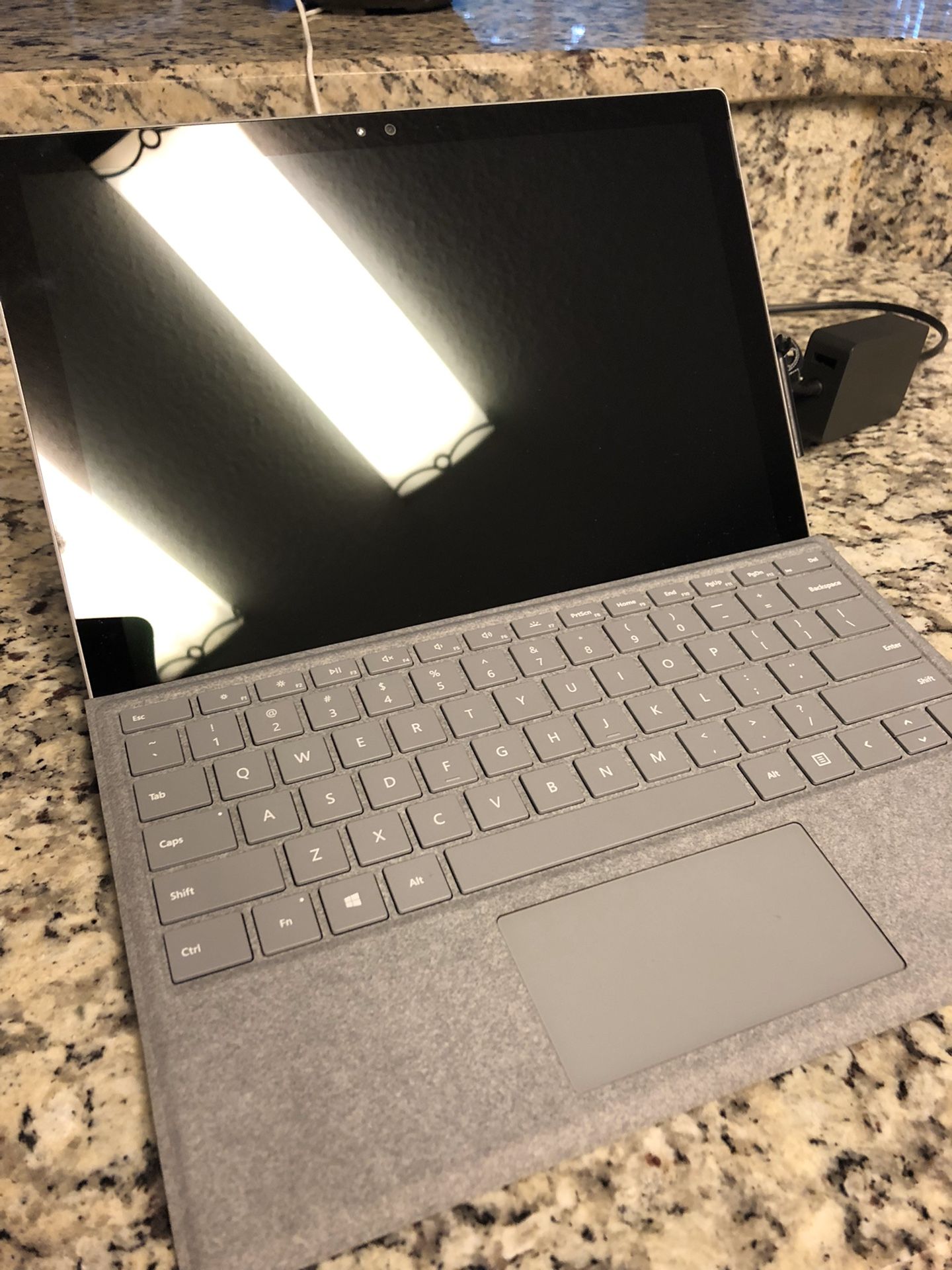 Microsoft Surface Pro 4 (For parts)