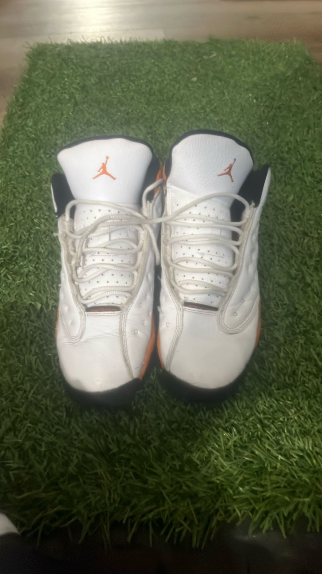 Jordan 13 Starfish size:7y 