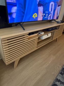 Modern Oak TV Stand / Entertainment Center – 71” – Excellent Condition