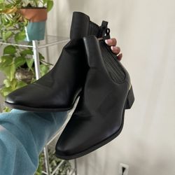 Black Booties 