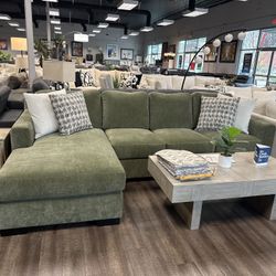 Oxford Sectional Sofa/chaise 121” On Sale!
