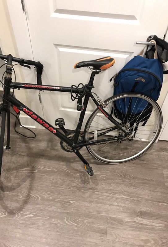 dawes lightning 1000 road bike