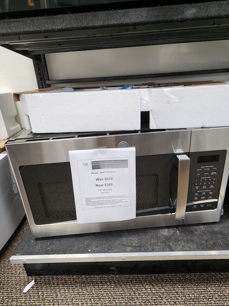 1.9 cu, ft. Over the Range Microwave in
Stainless Steel with Sensor Cooking