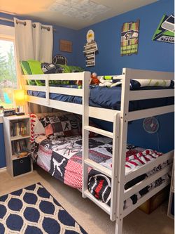 Bunk bed