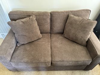 Brown Couch - Excellent Condition
