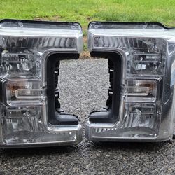2017-2018-2019 Ford F250 F350 Super Duty Headlights Right and Left Sides Halogen OEM