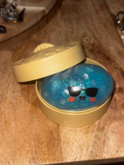 Viral Seashell glitter chase dumpling