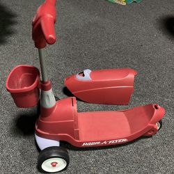 Radio Flyer toddler scooter 