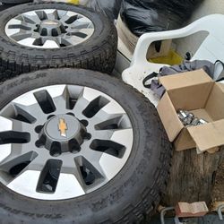 4x4 Tires & 20 "Rims