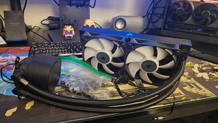 CORSAIR Nautilus 240 RS ARGB Liquid CPU Cooler - 240mm
