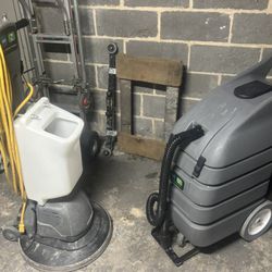 Floor Scrubber/ Wet Vac/ Ken Whisper Vacuum 