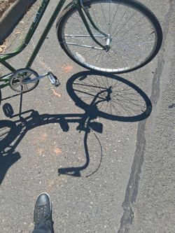 1967 schwinn commuter all original  I have extra wheels and tires missing the generator