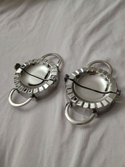2 STAINLESS STEEL RAVIOLI DUMPLING MAKER