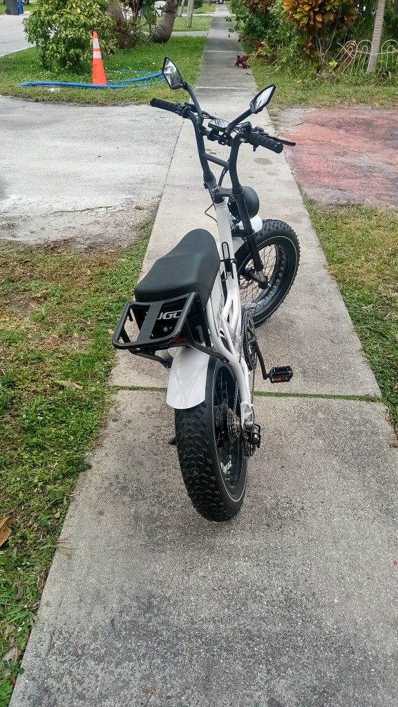 Zugo Electric Bike for Sale in Oakland Park, FL OfferUp