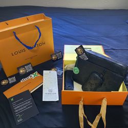 NEW LV DUO MESSENGER BAG