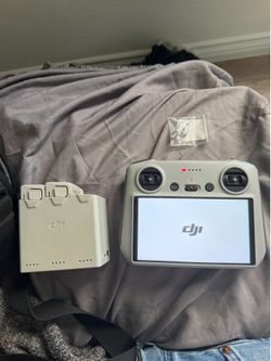 Dji mini 3 pro fly more kit with dji rc