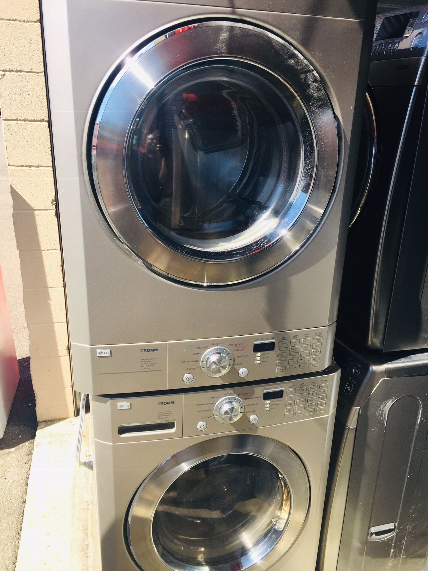 Extra large capacity LG washer and electric dryer stackable