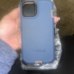 iPhone 13 & 14 Otterbox Case