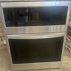Whirlpool Smart 30” Wall microwave/oven Combo. Like New