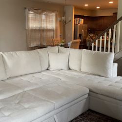 Luxurious Modern Sectional Sofa with Pullout (Includes Two Entryway Tables)