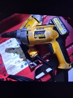2 Dewalt  dw268 clutch screwdriver