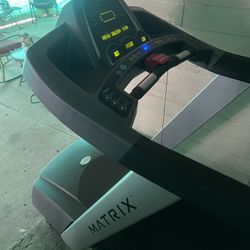 Matrix Treadmill 