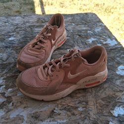 Woman Nikes 
