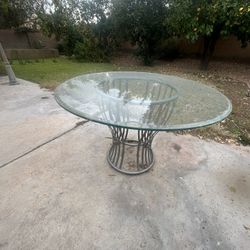 46” Round Glass Top Patio Table With 6 Matching Chairs 