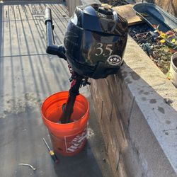  Tohatsu 3.5 hp outboard motor. 