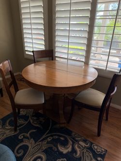 Dinning table