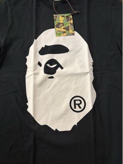 Basic Black and white Bape Shirt Size Small/ Medium