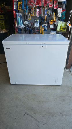Vissani 8.8 cu.ft. manual defrost convertible garage ready chest freezer