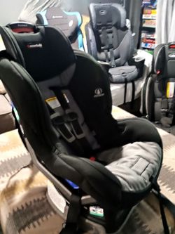 Britax Essentials Car seat