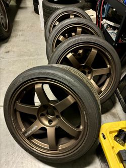 Volk TE37 18x10.5 +15