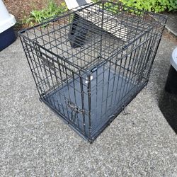 Pet Crate / Small Dog 