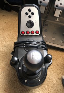 LOGITECH G27 GREAT CONDITION WITH SHIFTER for Sale in Ontario, CA - OfferUp