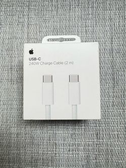 240W USB-C to USB-C Woven Charge Cable (2 m): Fast and Convenient Charging