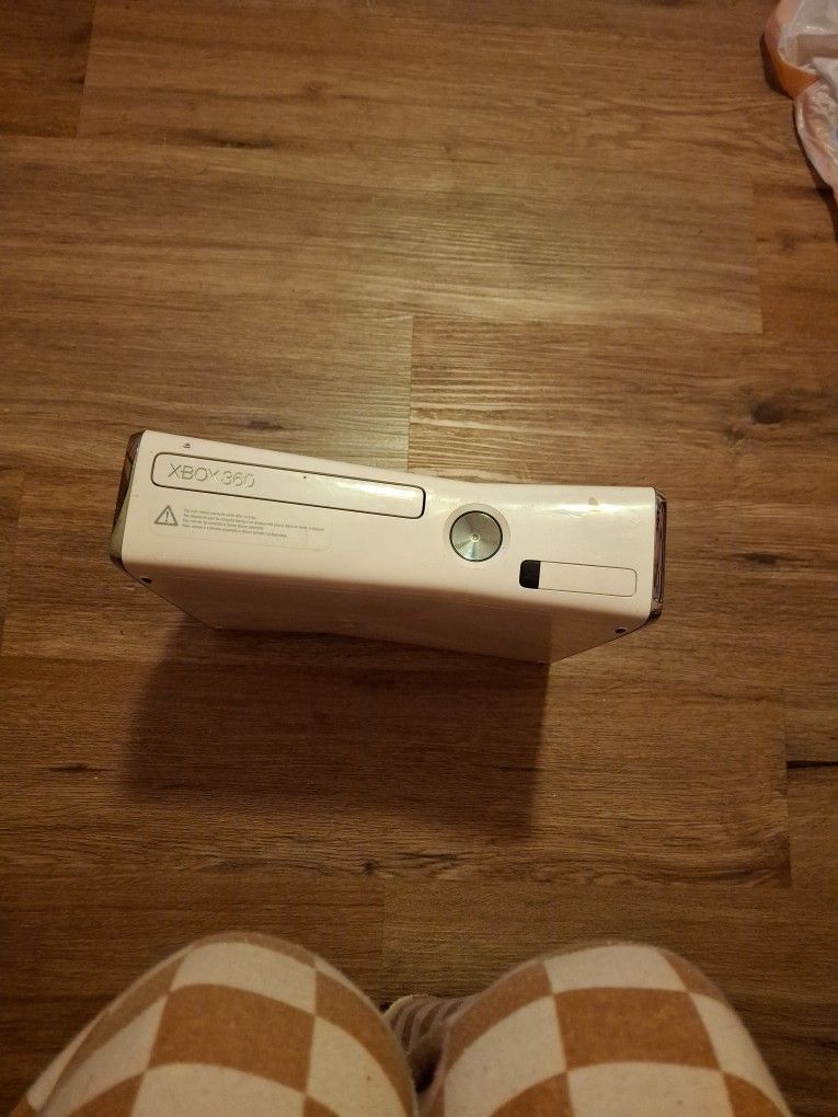 White Xbox 360