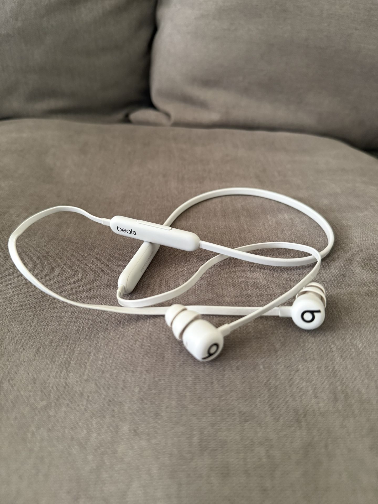 Beats Flex Wireless Earphones