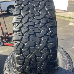 285/65/20 (4)  Bfgoodrich Ko2 AT