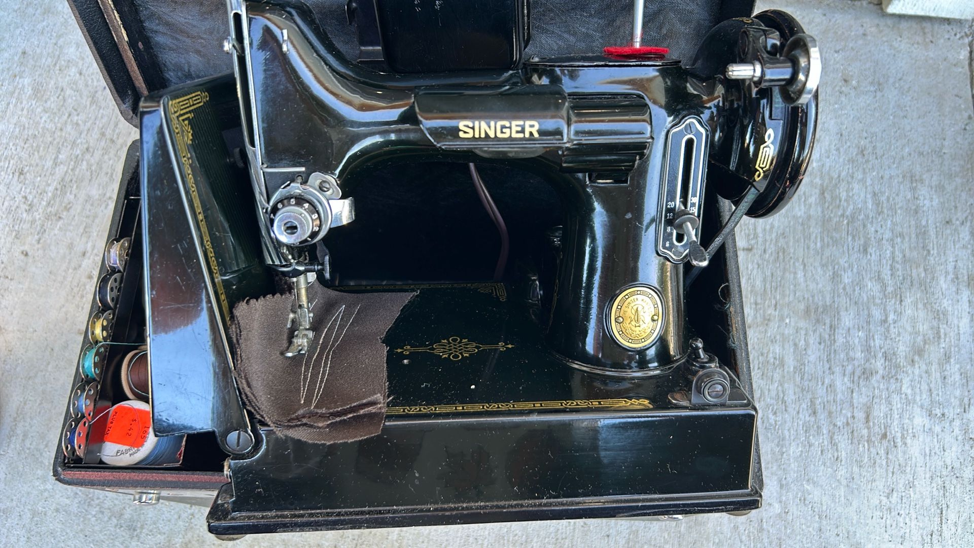 SINGER SEWING MOTOR CAT. 3-120 (1950)