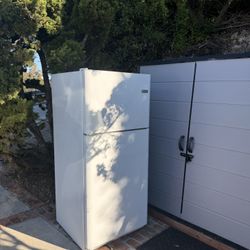 Works Great! Refrigerator 