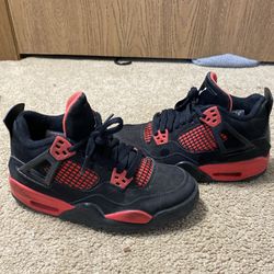 Jordan 4 Red Thunder Size 3.5y