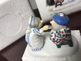 Dept 56 North Pole Village Accessory “Open Wide”