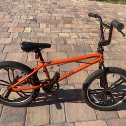 Mongoose Bike. (kids)