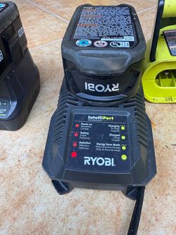 Chargers Ryobi with battery