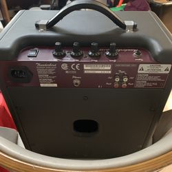 Behringer Thunderbird BX108 amplifier